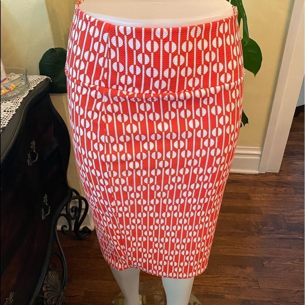 LuLaRoe Coral Print Stretch Pencil Skirt Sz S NWT